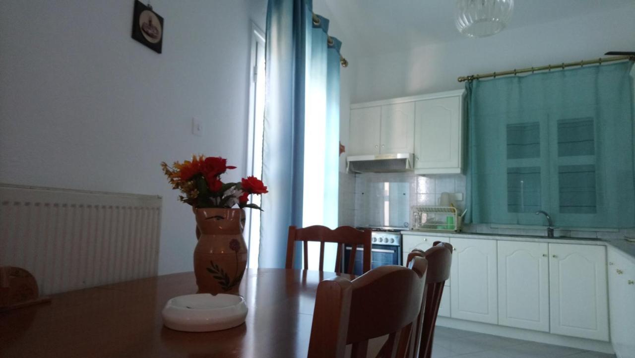 Vacation House In Stroggili Agios Ioannis Peristerion 외부 사진