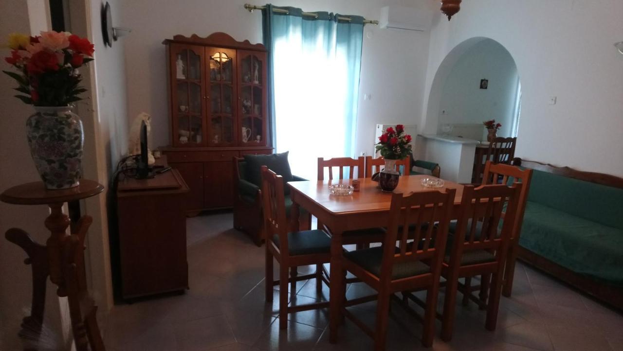 Vacation House In Stroggili Agios Ioannis Peristerion 외부 사진