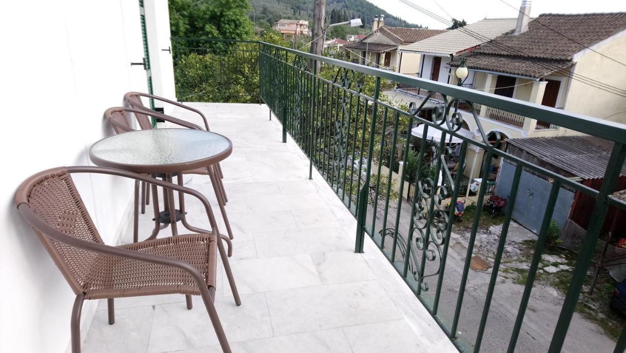 Vacation House In Stroggili Agios Ioannis Peristerion 외부 사진